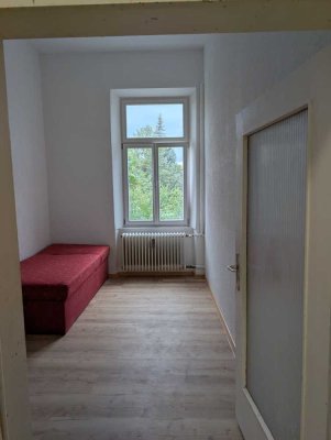 Möblierte 2-Zimmer Wohnung in Nürnberg, Nähe Rathenauplatz