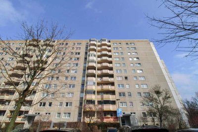 Helle, bezugsfreie 3-Zimmer-Wohnung in Hohenschönhausen mit Panoramablick auf Berlin