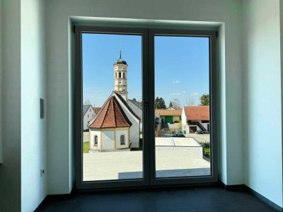 Erstbezug - Moderne 3-Zimmer-DG-Wohnung mit Balkon und Blick ins Grüne