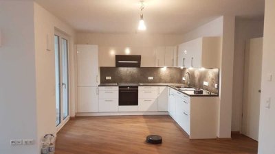 Großzügige familienfreundliche 4-Zimmer-Wohnung mit Loggia im Norden Berlins