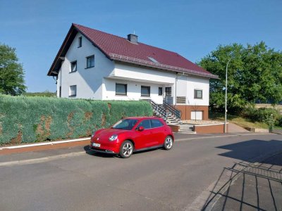 Helle 3-Zimmer Wohnung mit Gartenbenutzung in Laubach