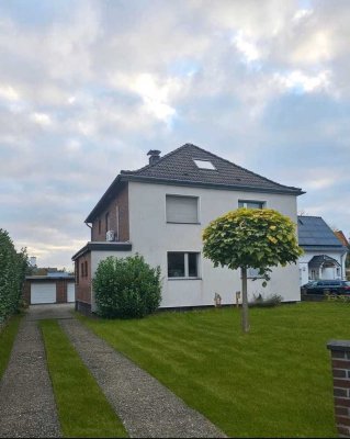 Chamantes 2 Familienhaus freistend in Moers / Asberg !!ohne Markler!!