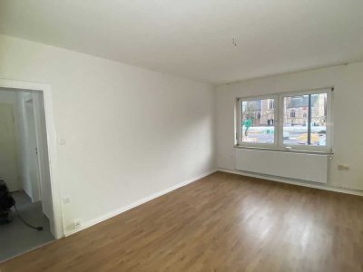 Sanierte, Licht durchflutete Wohnung am Marktplatz von Rheindahlen