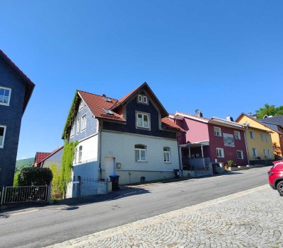 Ruhig gelegenes Haus mit zwei Wohnetagen - Herrliche Aussicht inklusive