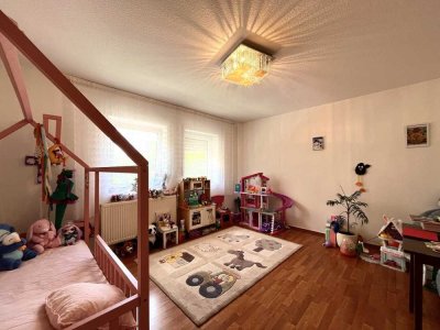 Solide Kapitalanlage: 3,5-Zi.-Wohnung in zentraler Lage mit Balkon