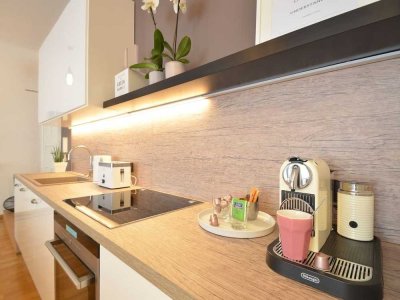 Helle 2-Zimmer-Wohnung mit Einbauküche