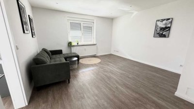 Gärten b. Wöhrd ! WG-taugliche möblierte 3-Zi.-WG-Whg.,  moderne Ausstattung, 2. OG ohne Balkon