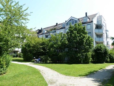 Großzügige, sehr helle, ruhige 4-Zi.-Whg. (ohne Balkon) in Bogenhausen
