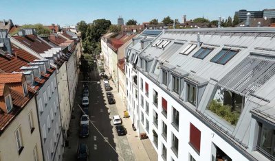 Provisionsfrei: Hochwertig ausgestattete Dachgeschoss-Wohnung in Isarnähe