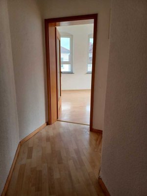Schöne, helle Erdgeschosswohnung in guter Lage