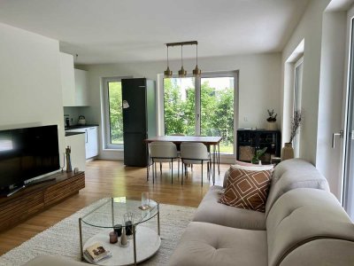 Geschmackvolles 2-Raum-Haus mit luxuriöser Innenausstattung,EBK ,Hobbyraum und Garten in Obermenzing