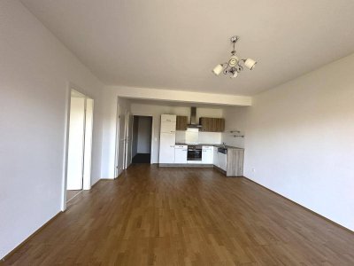Sonnenverwöhntes Wohnvergnügen: Charmante Wohnung mit Balkon im Herzen von Mühldorf!