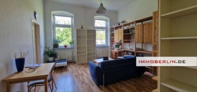 IMMOBERLIN.DE - Gepflegte Altbauwohnung mit schönen Aussichten in Spreenähe