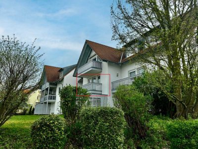 ATTRAKTIVES UND GERÄUMIGES APARTMENT  MIT TIEFGARAGE, EBK UND SCHÖNEM WESTBALKON