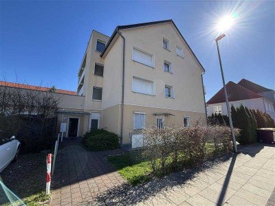 Renovierte 2-Zimmer-Wohnung mit sonnigem Balkon und bodengleicher Dusche (nur mit WBS)
