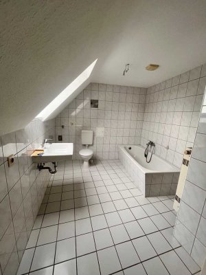 Frisch sanierte, schöne 3-Zimmer-Wohnung