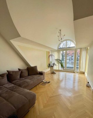 Exclusive 2-Zimmer Maisonette-Wohnung mit großem Westbalkon in ruhiger Lage - Nachmieter gesucht