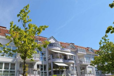 Helle Maisonette mit großem Balkon, Kamin und Einbauküche