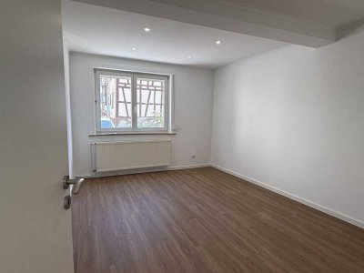 Schicke 4-Zimmer Wohnung im EG mit Stellplatz in Nidderau
