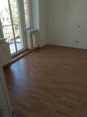 Charmante 3-Zimmer Altbauwohnung mit Balkon