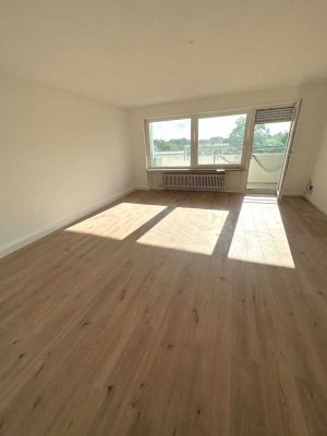 helles Apartment mit Balkon in zentraler Lage ab 01.11.2025