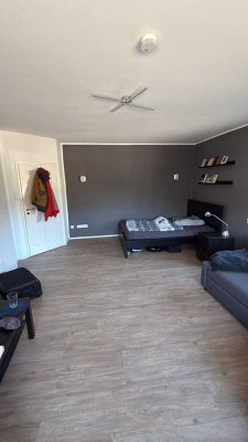 Helle 4,5-Zimmer Wohnung im 1. OG in München Hadern