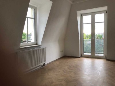 Schicke 2-Zimmer Wohnung mit Balkon im 2. OG in Dresden-Mickten