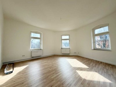 Hilbersdorf * Frisch Renoviert * 2 Zimmer mit Wohnküche * Frei