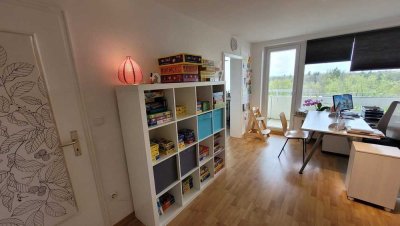 Haar, 3,5 Zi Whg, 86,8 m², Kaltmiete 1440 €, NK 260,-EUR,  Kaution 3 MM, 6 OG Alpenblick, Jagdfeldr