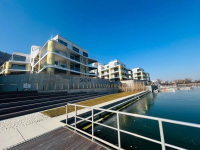 PROVISIONFREI! ERSTBAZUG! DIREKTEM BLICK AUF DIE DONAU! THE SHORE! 1.STOCK! RUHIG! HELLE 2. ZIMMER MIT 7m² BALKON! CONCIERGESERVICE! FITNESS! SPA-BEREICH! EINBAUKÜCHE!