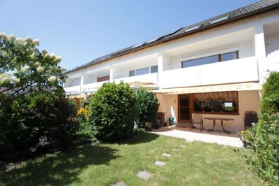 SOFORT EINZIEHEN UND WOHLFÜHLEN! Reihenhaus in ruhiger Lage, 5 Zimmer+Bad+2 WCs+Südbalkon+Südgarten