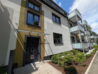 Nur mit WBS für 2 Personen - Nach Modernisierung: Helle 2 Zimmerwohnung mit Balkon