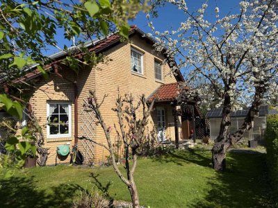 DEUTSCHMANN IMMOBILIEN ***** ivd - Hochwertig wohnen und technisch bestens aufgestellt in Wandlitz!