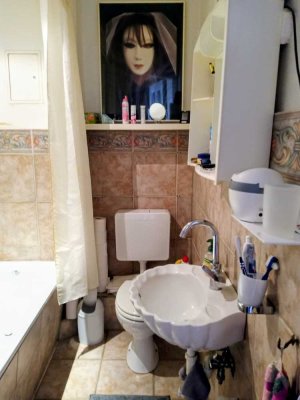 Super-zentrale 3 Zimmer-Altbauwohnung in St. Georg von Privat