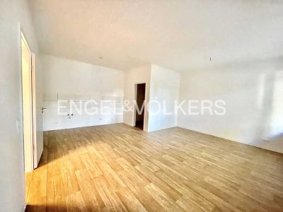 Frisch renovierte 2-Raum-Wohnung mit Terrasse im beliebten Stadtfeld