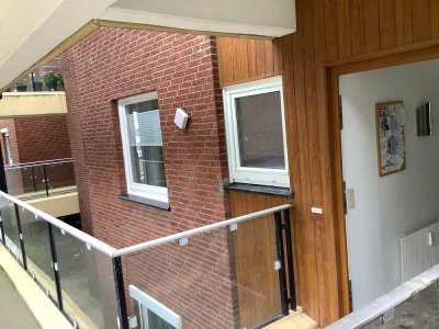 Ansprechende 4-Zimmer-Wohnung mit Balkon, Parkplatz und Einbauküche in Cuxhaven Döse