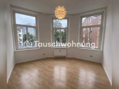 Tauschwohnung: Helle Wohnung am Rhein gegen größere gesucht
