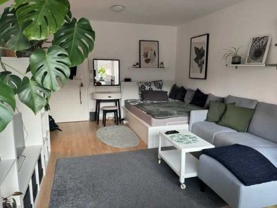 Niedliche 1 ZKB-Wohnung mit Balkon