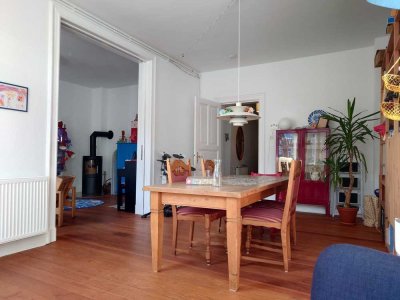 Wunderschöne 110m² Altbauwohnung mit 4 Zimmern am Schreventeich