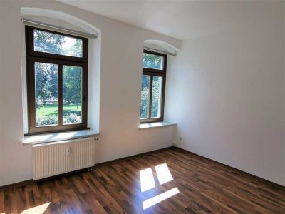 1-Zimmer Wohnung mit Einbauküche, Bad mit Wanne und Dusche in wunderschöner Lage!