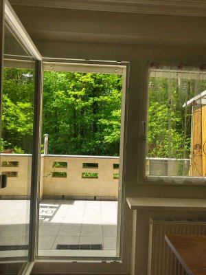 Ruhige 3-Zimmer-Wohnung mit Terrasse und Garten in Waldstadt II