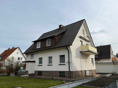"Solides Wohnhaus in familienfreundlicher Lage von Emmerthal-Kirchohsen zu verkaufen!"