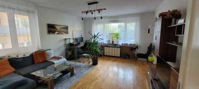 Nachmieter*in gesucht – Vollmöblierte 2-Zimmer Wohnung mit Balkon in zentraler, ruhiger Lage
