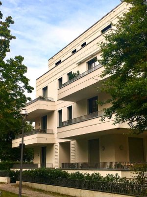 Sonnige großzügige 3-Zimmer-Wohnung in Zehlendorf-Mitte, vollmöbliert