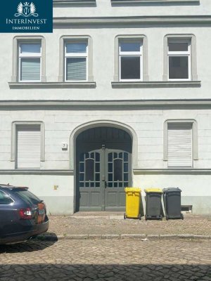Helle 2-Zimmer-Wohnung mit Balkon in gepflegtem Mehrfamilienhaus