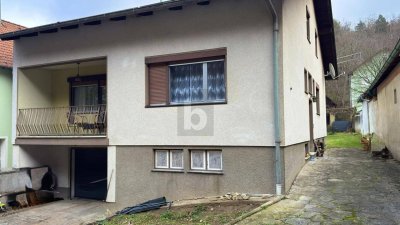 IN TOP RUHELAGE MIT VOLLKELLER UND MODERNISIERTEM WOHNRAUM