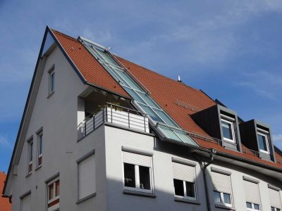 Moderne Maisonette-Wohnung mit Blick auf die Stiftskirche