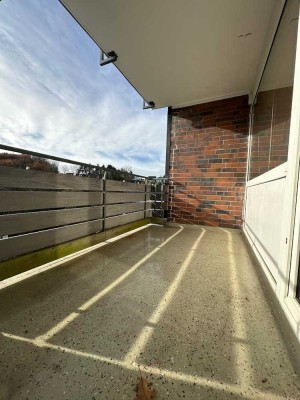 Wohnen im Grünen! Helle 3-Zimmer-Wohnung mit Balkon & Waldblick zu vermieten!