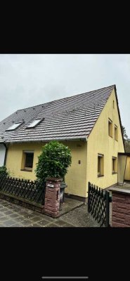 Provisionsfreie, sanierungsbedürftige Doppelhaushälfte in Mühlhof zu verkaufen