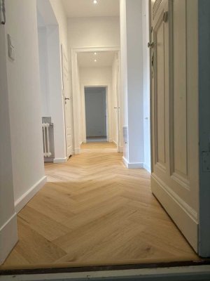 Wunderschöne kernsanierte Altbauwohnung in Berlin – Modernes Wohnen mit Altbaucharme!